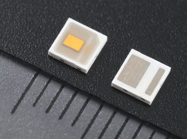 ROHM推出新型红外光源技术VCSELED™，助